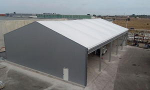 carpa para reparación de remolques