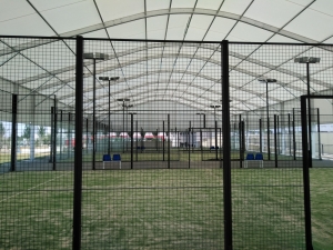 Carpa para pistas de pádel | ARACARPAS Carpas para instalaciones deportivas
